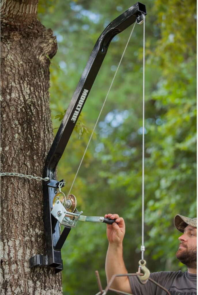 Moultrie Hanging Feeder Hoist | Chain-and-Bracket Design | 300 lb. Capacity